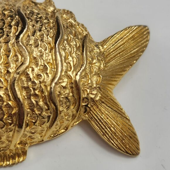 Funky Fish Pin Bright Gold Red Rhinestone SPARKLES Lg Brooch VTG Costume Jewelry - Picture 5 of 10